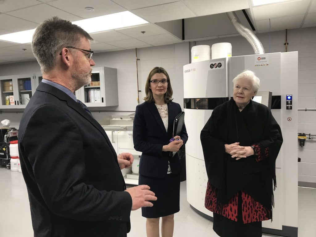 The Lieutenant Governor tours the research park